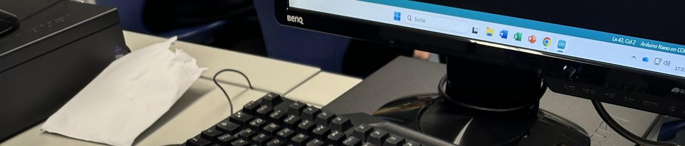 Erstellte Box samt Schalter und LED