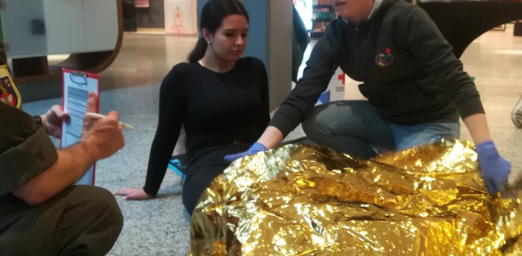 Johanna mit dieser goldenen Decke 😊